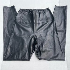 Aritzia Wilfred Free black faux leather leggings size medium